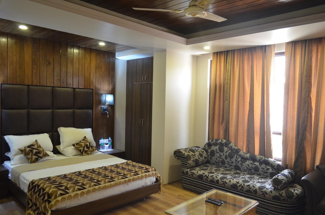 Hotel The Valley View Kashmir Srīnagar Zewnętrze zdjęcie