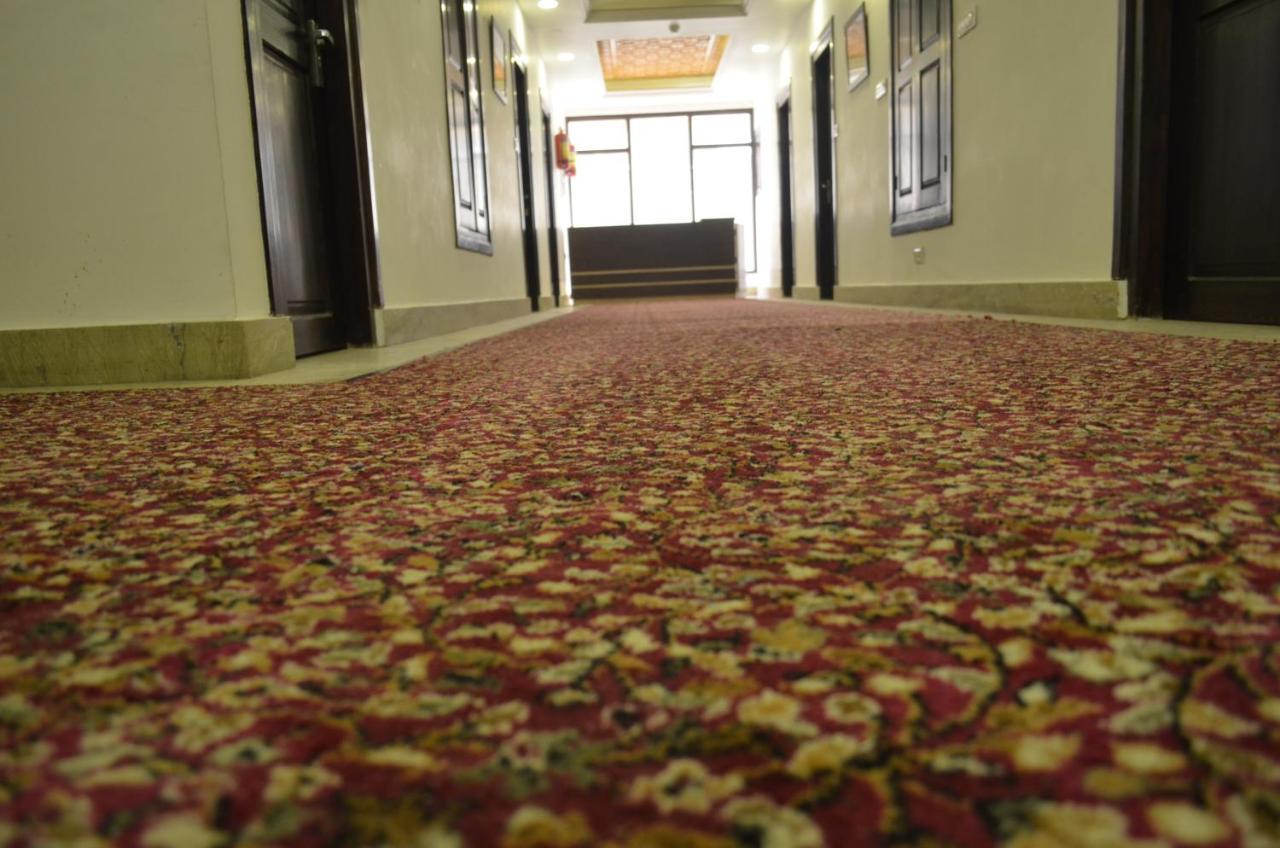 Hotel The Valley View Kashmir Srīnagar Zewnętrze zdjęcie
