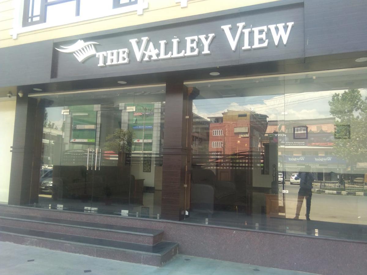 Hotel The Valley View Kashmir Srīnagar Zewnętrze zdjęcie
